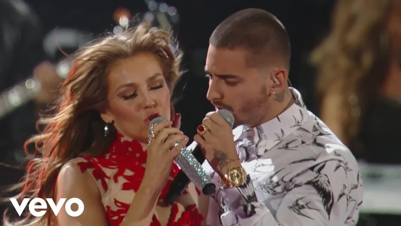 Thalia - Desde Esa Noche (Premio Lo Nuestro 2016) ft. Maluma