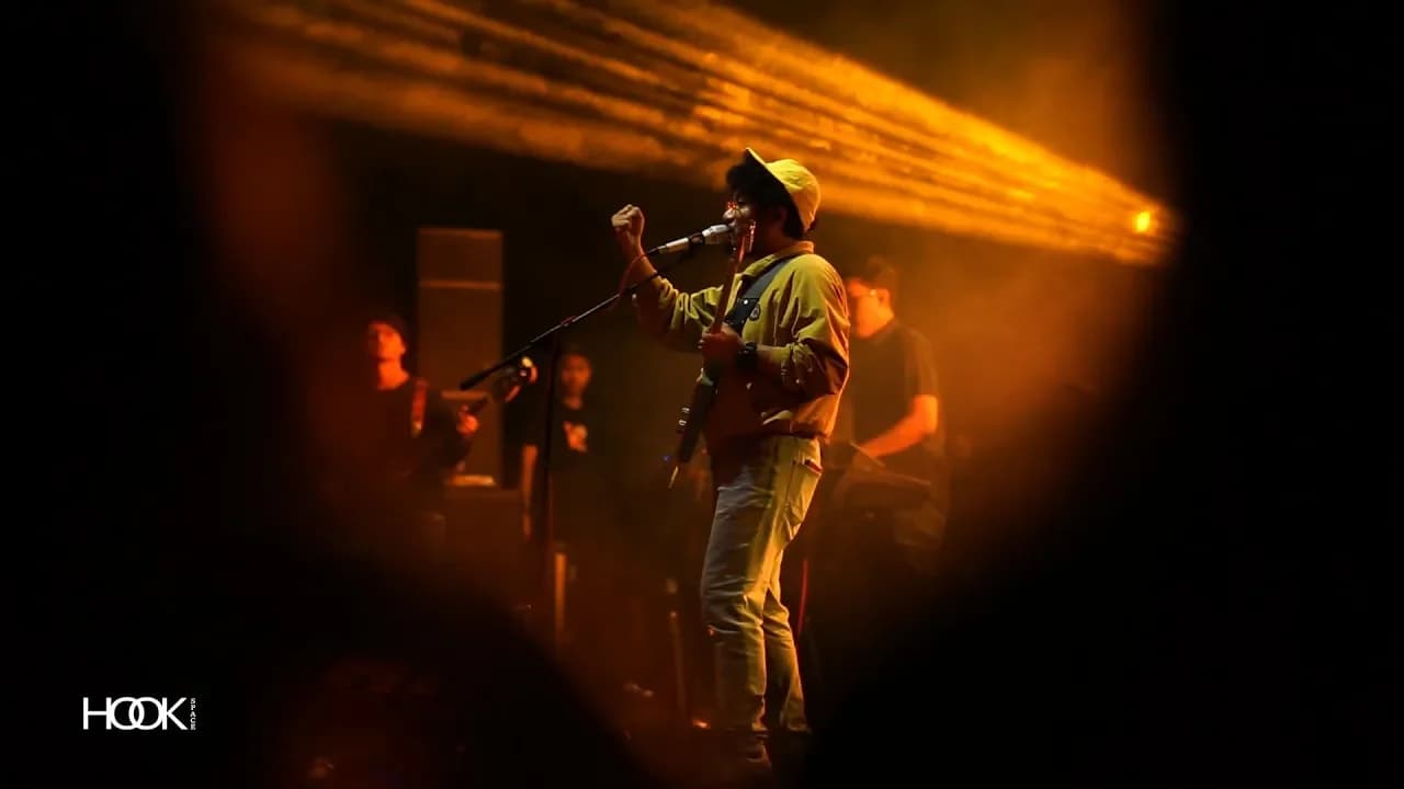 Kunto Aji - Saudade (Live at Psychofest 2019)