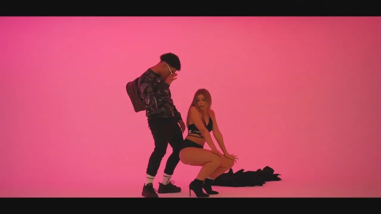 Elilluminari ft. Blondie - Sin Condón