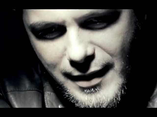 Alejandro Sanz - Regalame La Silla Donde Te Espere (Official Music Video)